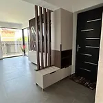 Casa Lucan Jr