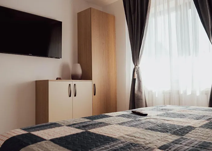 Villa Casa Lucan Jr *